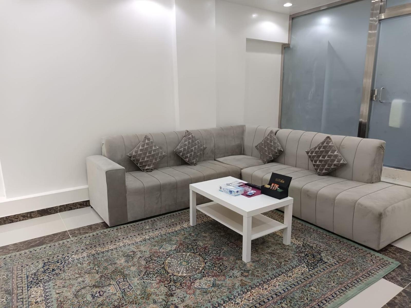 Al Farhan Qurtuba Riadh Exterior foto