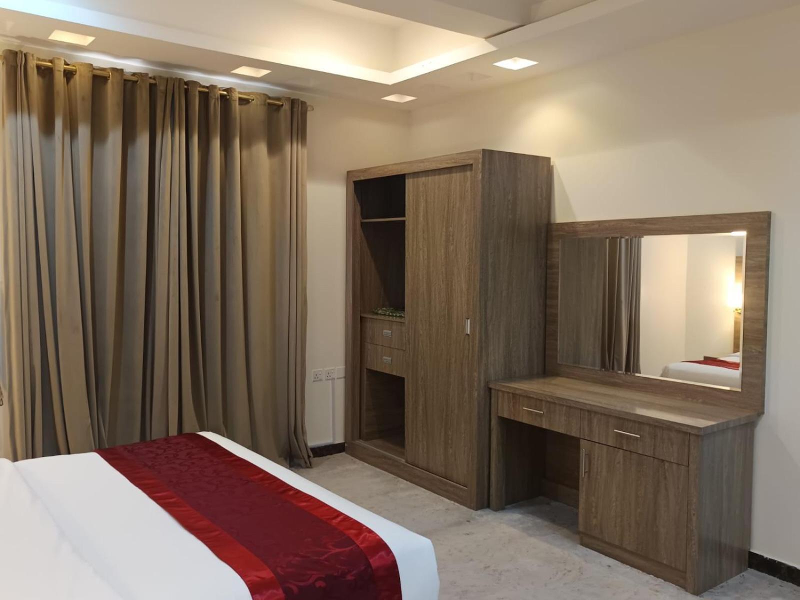 Al Farhan Qurtuba Riadh Exterior foto