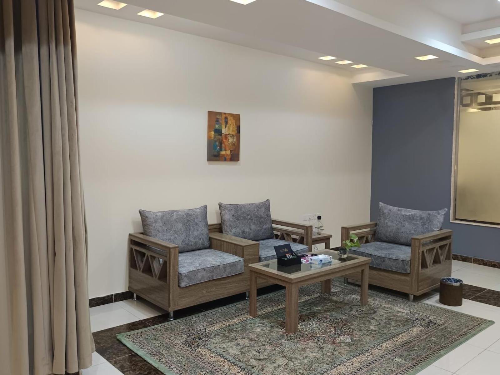 Al Farhan Qurtuba Riadh Exterior foto